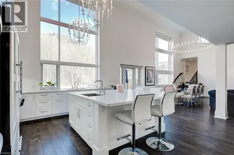397 King Street West Dundas ON L9H 1W9