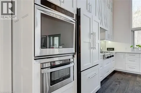 397 King Street West Dundas ON L9H 1W9