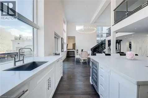 397 King Street West Dundas ON L9H 1W9
