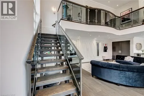 397 King Street West Dundas ON L9H 1W9