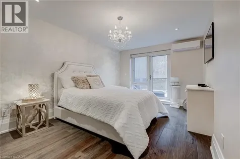 397 King Street West Dundas ON L9H 1W9