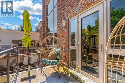 397 King Street West Dundas ON L9H 1W9