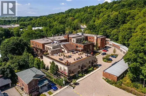397 King Street West Dundas ON L9H 1W9