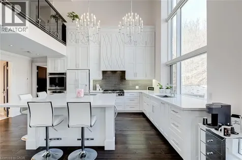 397 King Street West Dundas ON L9H 1W9