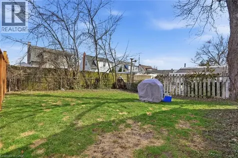 436 Mcalpine Avenue North Welland ON L3B 1T3