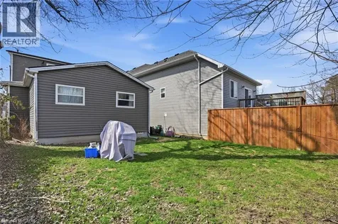 436 Mcalpine Avenue North Welland ON L3B 1T3
