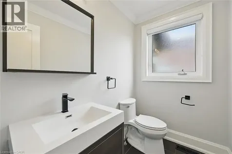 7 Grandview Avenue Stoney Creek ON L8E 5A5