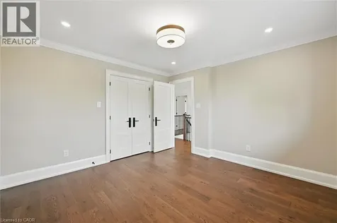 7 Grandview Avenue Stoney Creek ON L8E 5A5