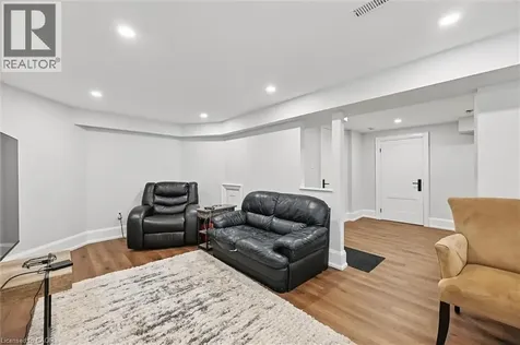 7 Grandview Avenue Stoney Creek ON L8E 5A5