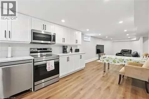 7 Grandview Avenue Stoney Creek ON L8E 5A5