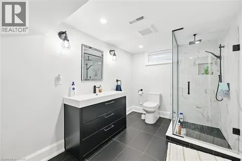7 Grandview Avenue Stoney Creek ON L8E 5A5