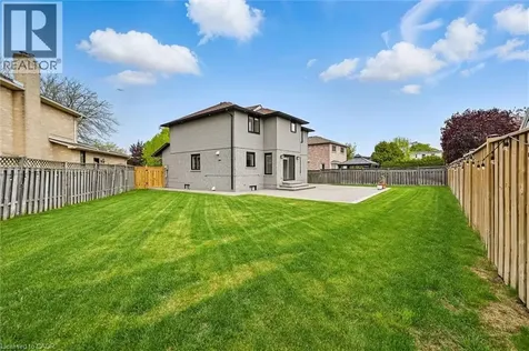 7 Grandview Avenue Stoney Creek ON L8E 5A5