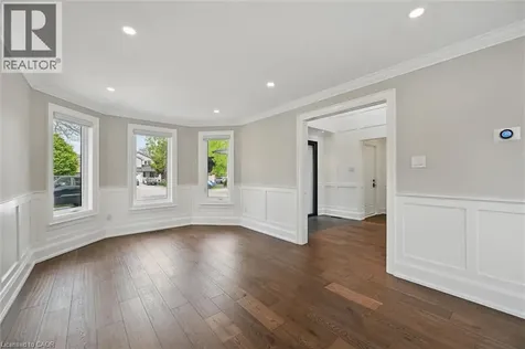 7 Grandview Avenue Stoney Creek ON L8E 5A5