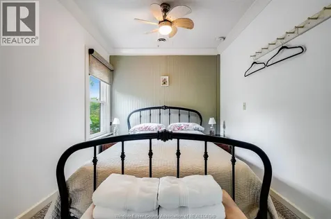 1060 East West Road Pelee Island ON N0R 1M0