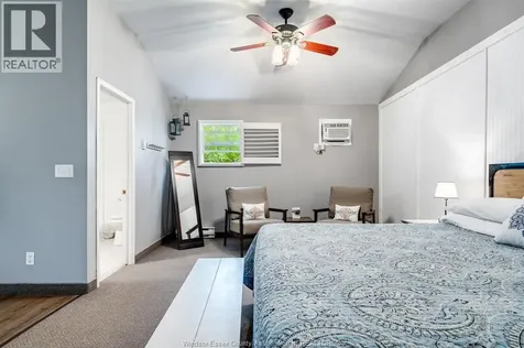 1060 East West Road Pelee Island ON N0R 1M0