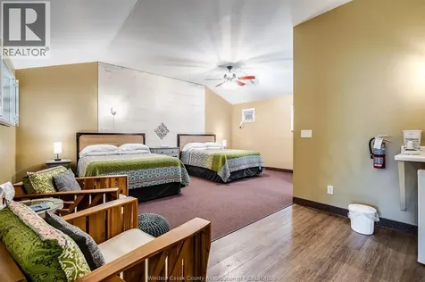 1060 East West Road Pelee Island ON N0R 1M0
