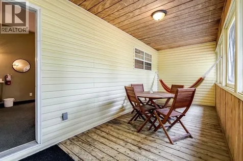 1060 East West Road Pelee Island ON N0R 1M0