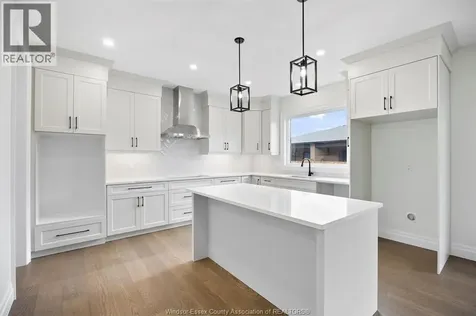 1223 Campana Crescent Lakeshore ON N8L 0K4