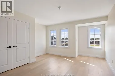 1229 Campana Crescent Lakeshore ON N8L 0K4
