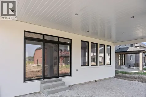 1229 Campana Crescent Lakeshore ON N8L 0K4
