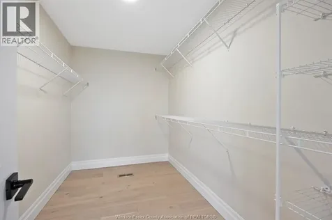1247 Campana Crescent Lakeshore ON N8L 0K4