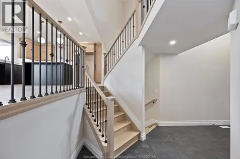 1247 Campana Crescent Lakeshore ON N8L 0K4