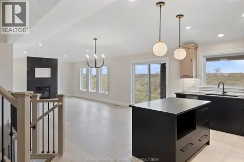 1247 Campana Crescent Lakeshore ON N8L 0K4