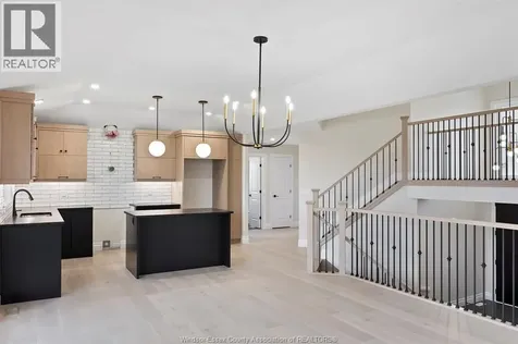 1247 Campana Crescent Lakeshore ON N8L 0K4