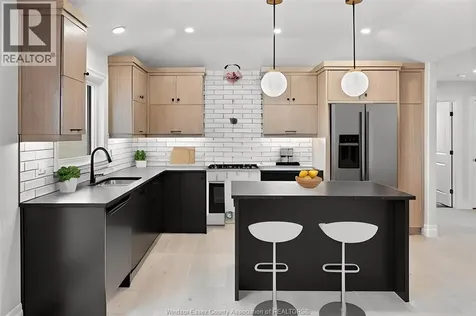 1247 Campana Crescent Lakeshore ON N8L 0K4