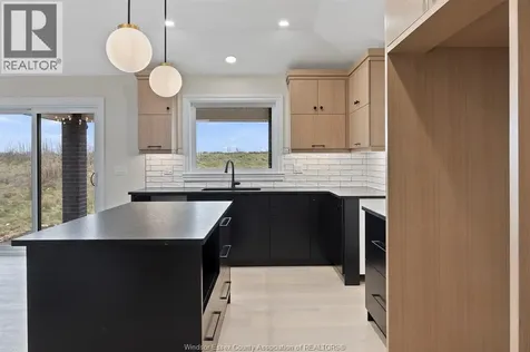 1247 Campana Crescent Lakeshore ON N8L 0K4