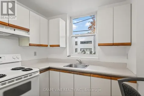 50 Burnside Avenue Ottawa ON K1Y 2M2