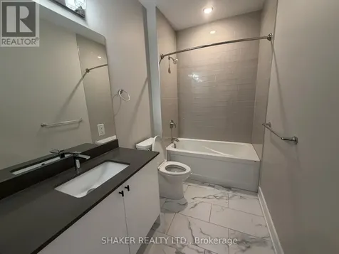304 Elmgrove Avenue Ottawa ON K1Z 6V1