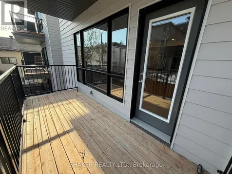 304 Elmgrove Avenue Ottawa ON K1Z 6V1
