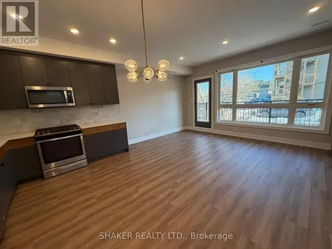 304 Elmgrove Avenue Ottawa ON K1Z 6V1