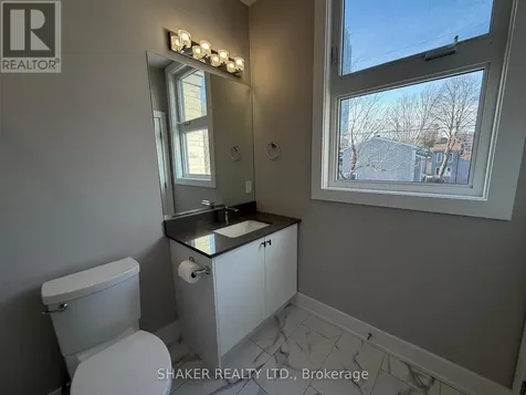 304 Elmgrove Avenue Ottawa ON K1Z 6V1