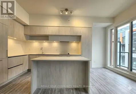 15 David Eyer Road West Richmond Hill ON L4S 0N2