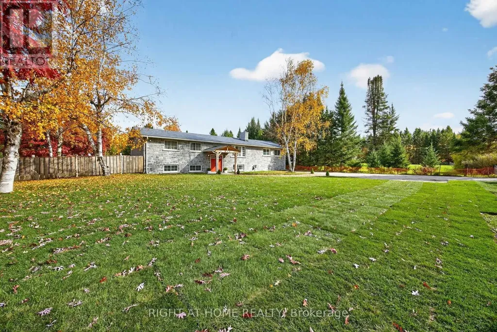 207 Scarlett Line Oro-medonte ON L0L 1V0