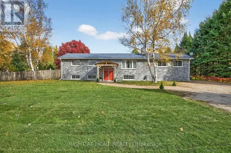 207 Scarlett Line Oro-medonte ON L0L 1V0