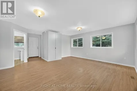 207 Scarlett Line Oro-medonte ON L0L 1V0