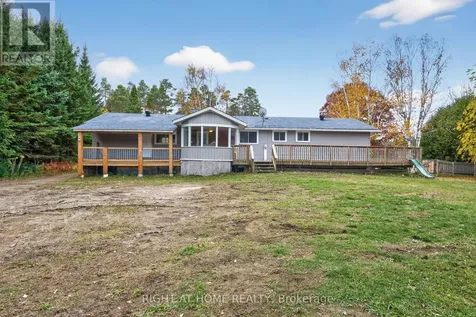 207 Scarlett Line Oro-medonte ON L0L 1V0