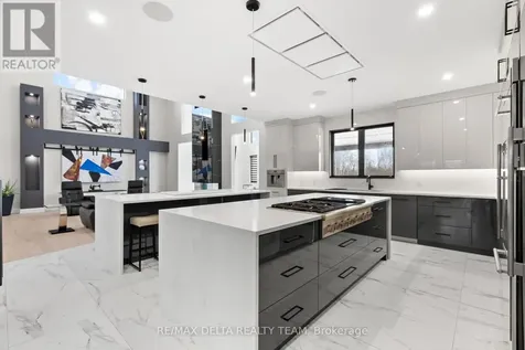 663 Ballycastle Crescent Ottawa ON K1X 0A3