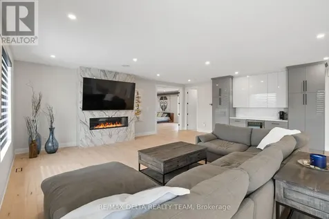 663 Ballycastle Crescent Ottawa ON K1X 0A3