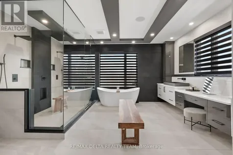 663 Ballycastle Crescent Ottawa ON K1X 0A3