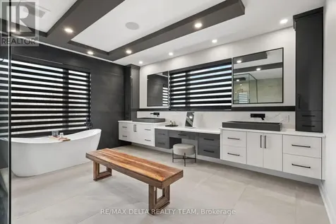 663 Ballycastle Crescent Ottawa ON K1X 0A3