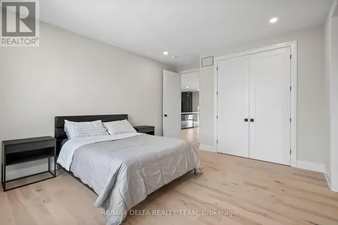 663 Ballycastle Crescent Ottawa ON K1X 0A3