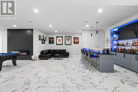 663 Ballycastle Crescent Ottawa ON K1X 0A3