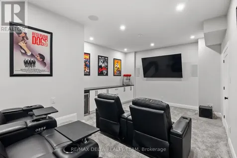 663 Ballycastle Crescent Ottawa ON K1X 0A3