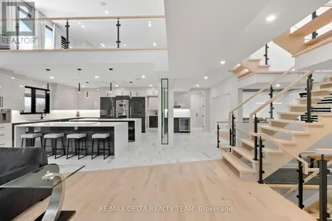 663 Ballycastle Crescent Ottawa ON K1X 0A3