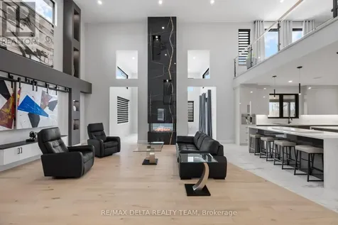 663 Ballycastle Crescent Ottawa ON K1X 0A3