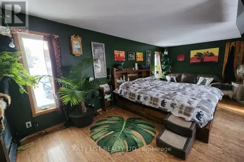 516 Bay Street Kenora ON P0X 1C0